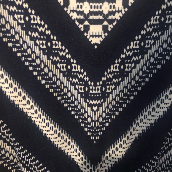 Blue and white jumpsuit - Picture 4 of 4